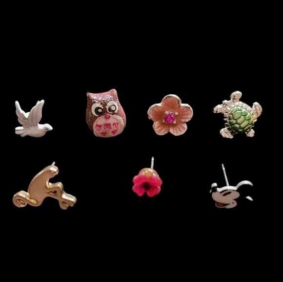 Novelty‎ - Single Earrings Set of 7 - Picture 1 of 3
